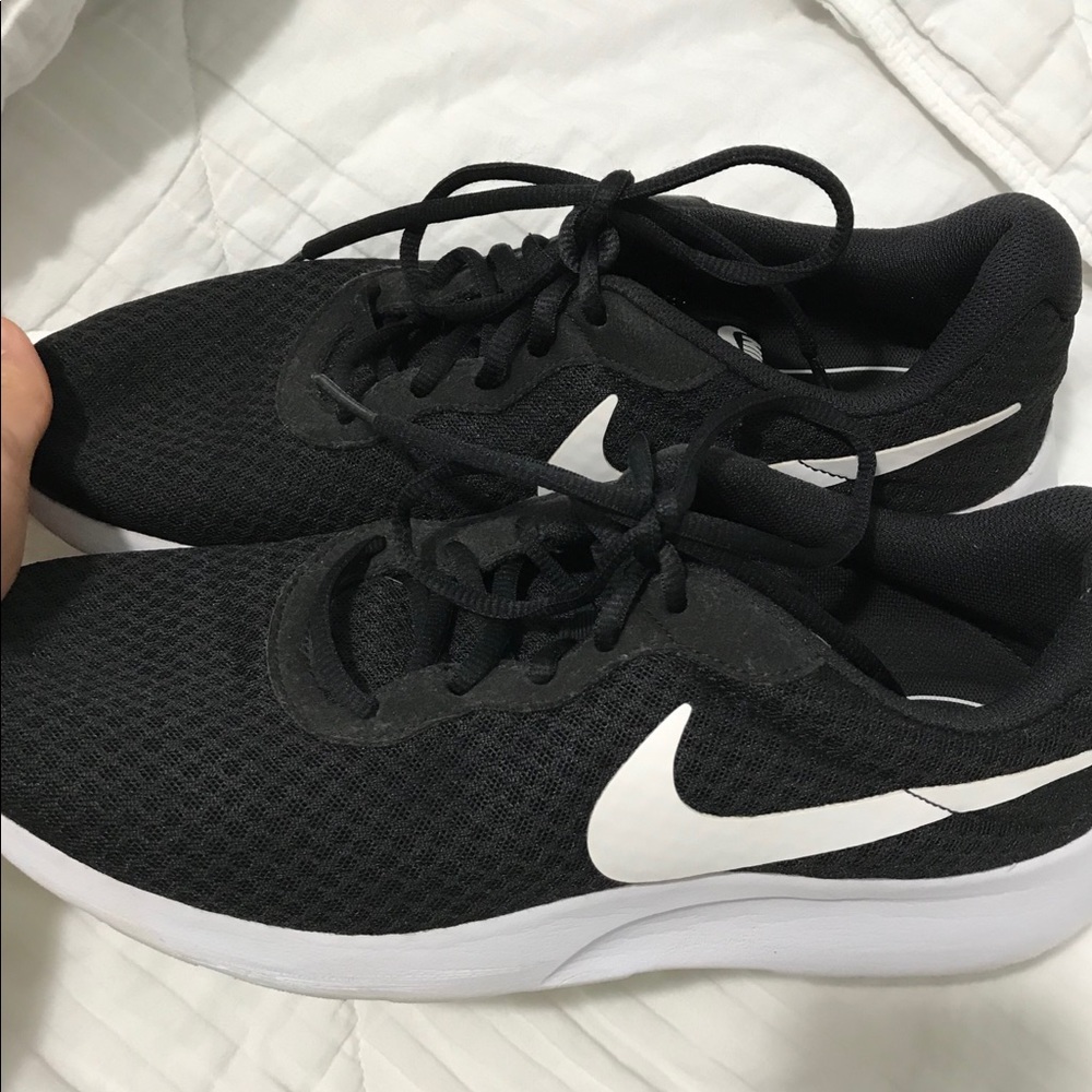 Womans NIKE SHOES